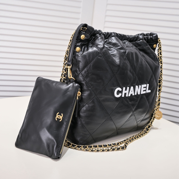 シャネルバッグ角部分ディテール